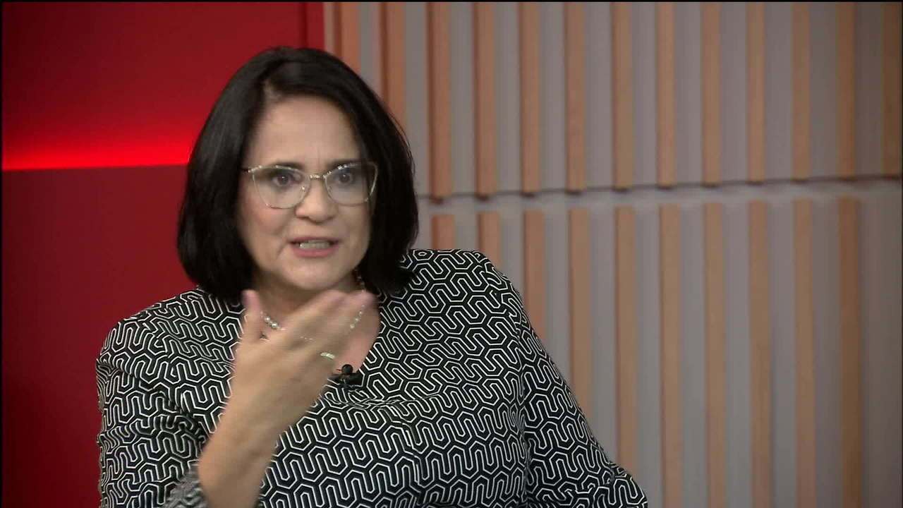 ‘O povo quer uma nova política’, diz Damares após ser eleita como senadora pelo DF