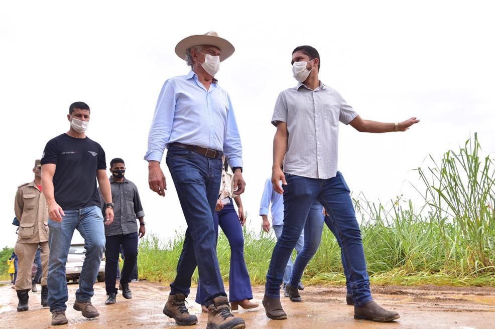 GOIÁS: Caiado é o primeiro governador a visitar comunidade quilombola de Vazante