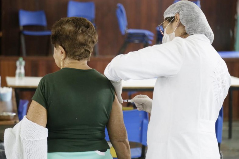 Em Goiás, vacinação contra influenza segue até 31 de maio