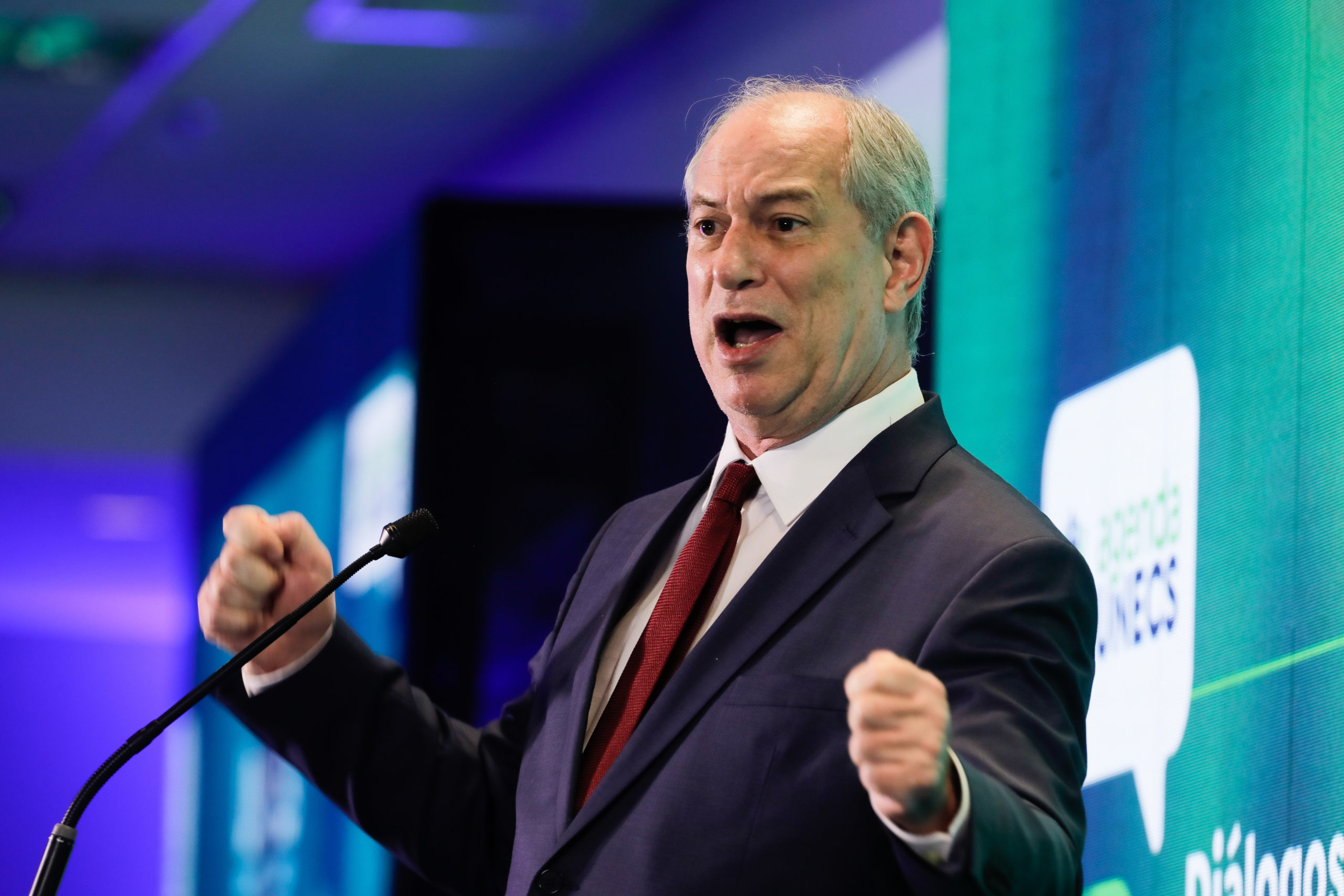 Ciro Gomes critica autonomia do Banco Central