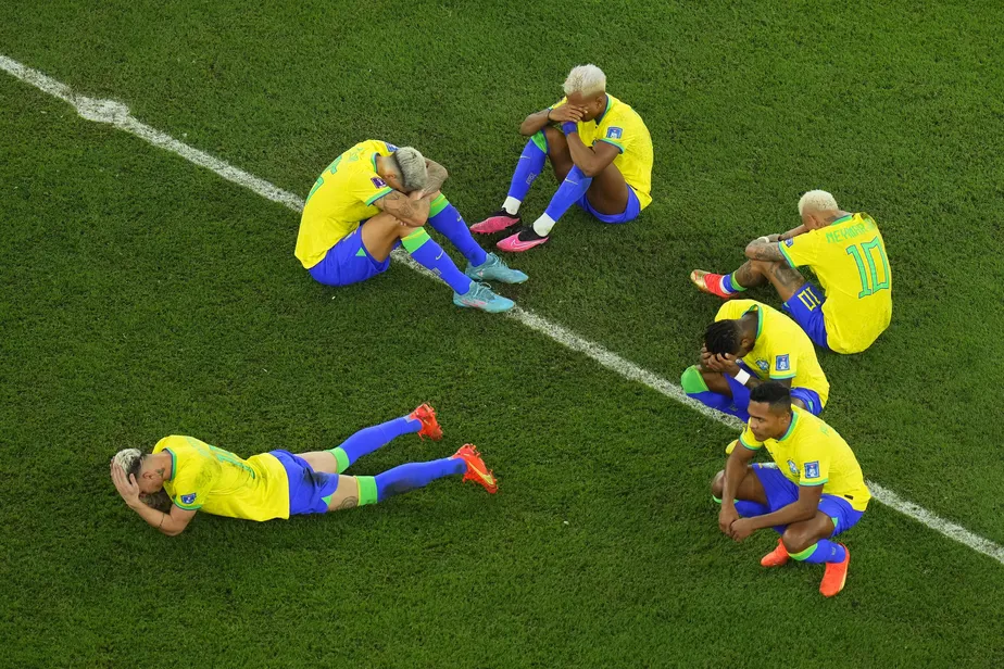 Após jogo intenso, Brasil perde para Croácia nos pênaltis