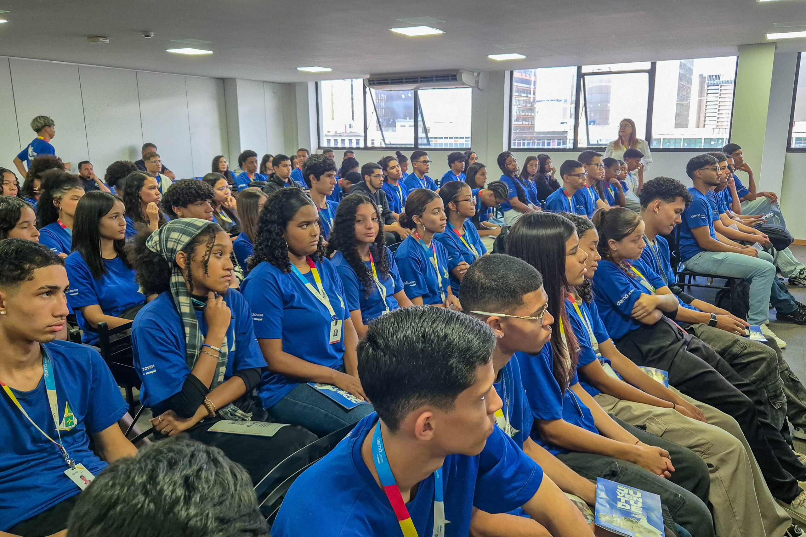 Jovens do DF protagonizam primeira eleição direta do Conselho da Juventude